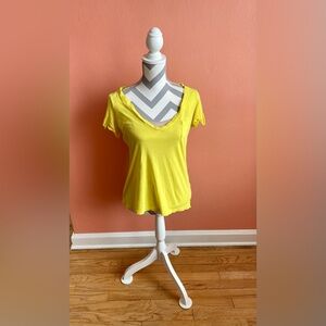 Kirra Yellow Short Sleeve V-Neck Top
